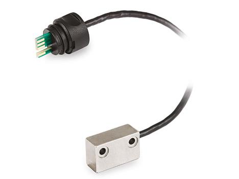 Magnetic measuring system with data transmission via radio frequency