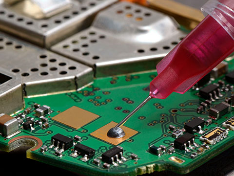 Non-frozen, silver filled epoxy features high thermal and electrical conductivity