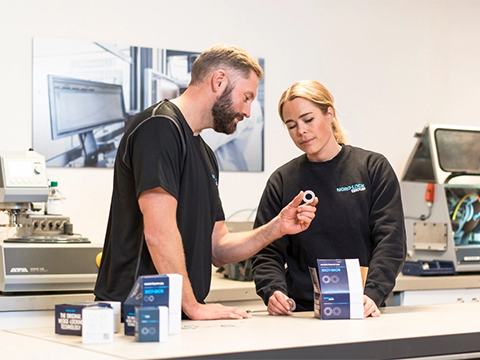 Expert support at Nord-Lock global technical centres